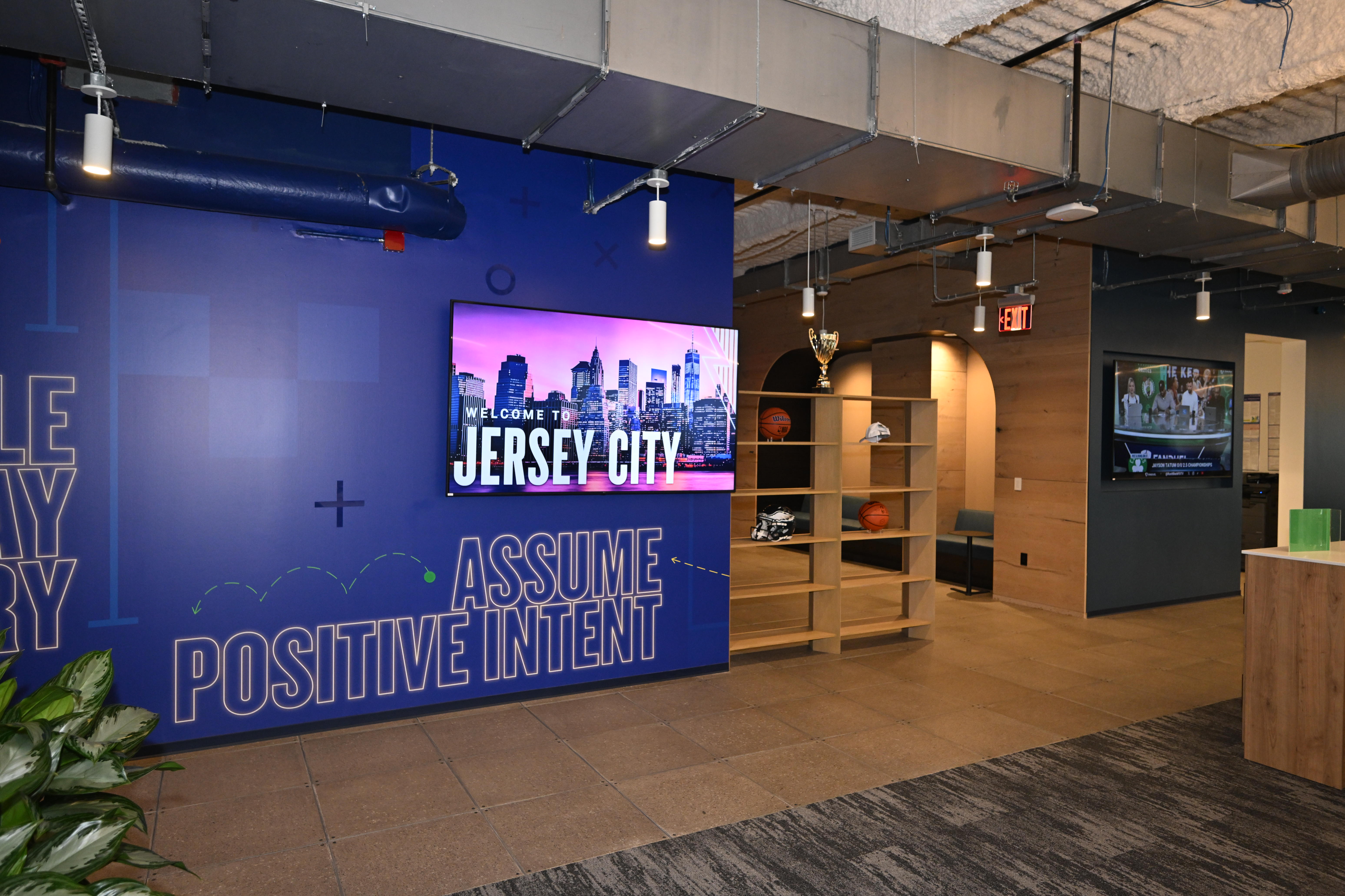 Fanduel Jersey Office March Madness (1)